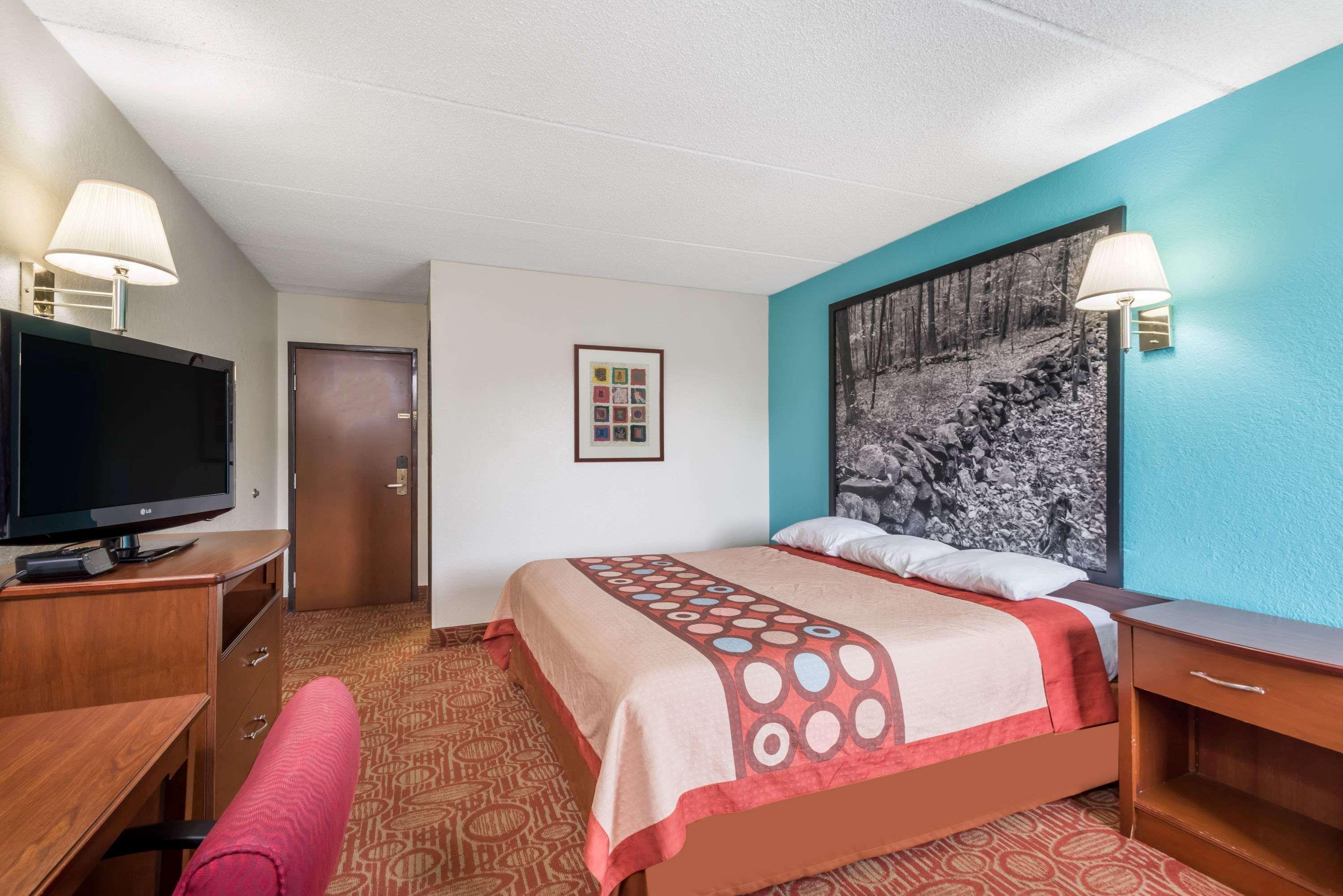 Motel Super 8 By Wyndham Danbury Extérieur photo