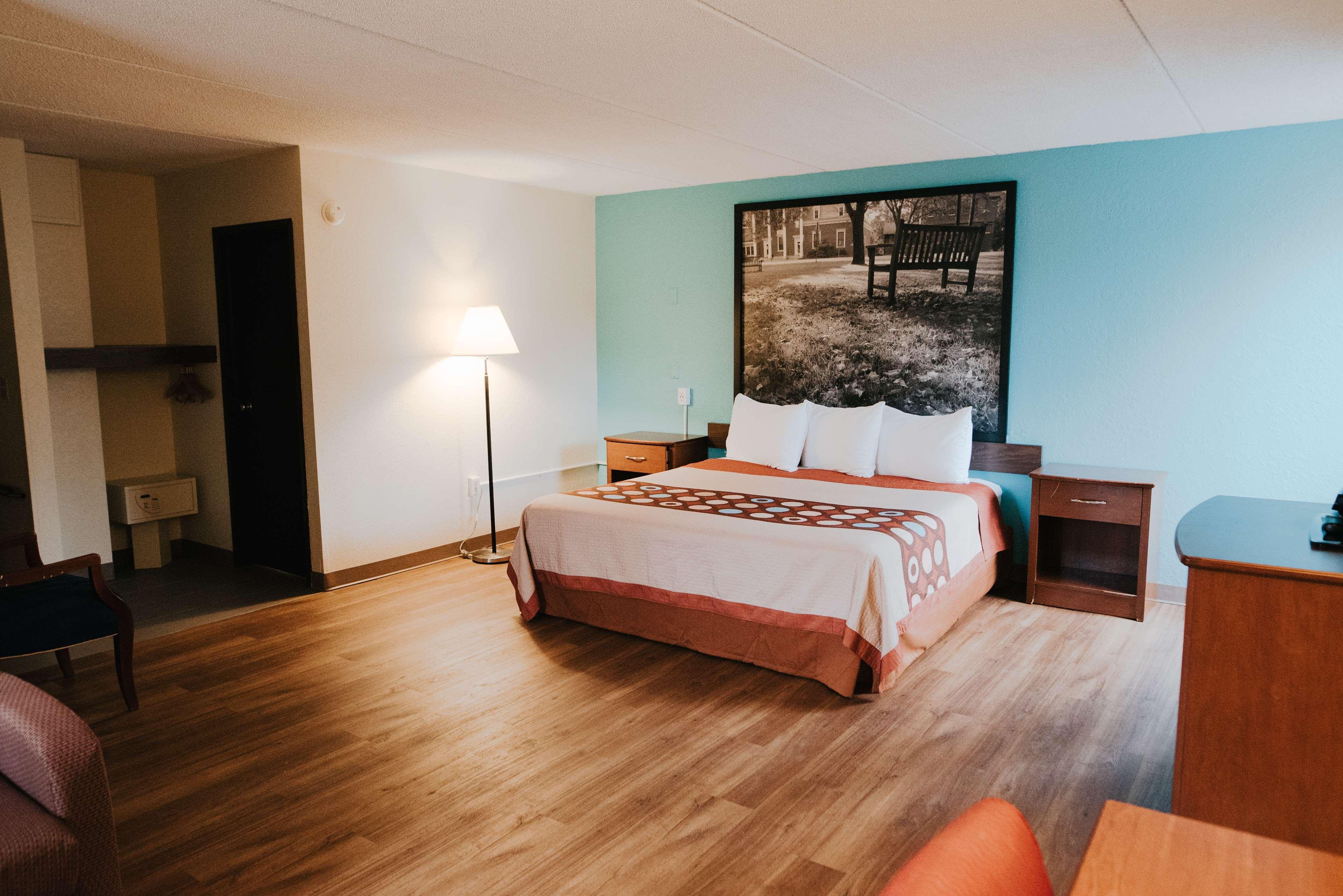 Motel Super 8 By Wyndham Danbury Extérieur photo